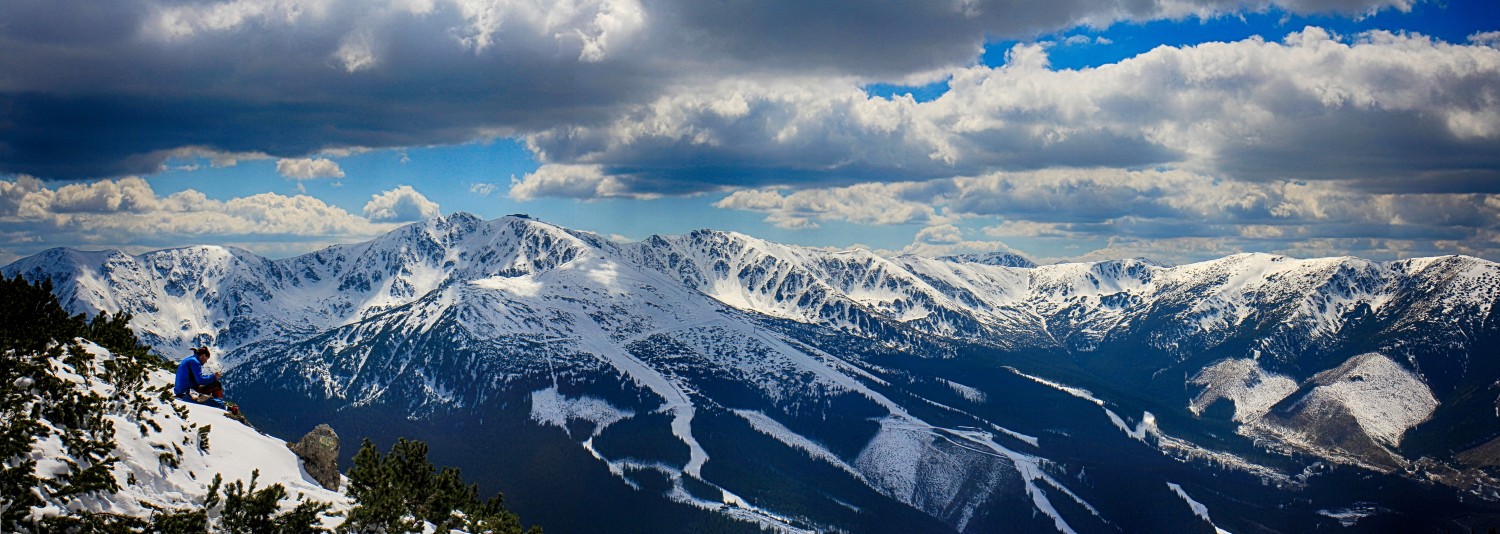 Nízke_Tatry_-_Krakova_hoľa_30.4_(124)_panorama.jpg