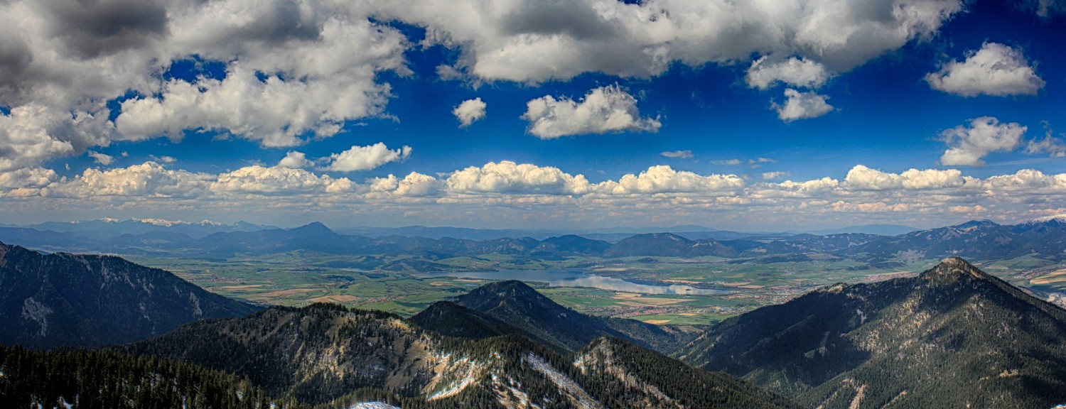 Nízke_Tatry_-_Krakova_hoľa_30.4_(135)_panorama.jpg