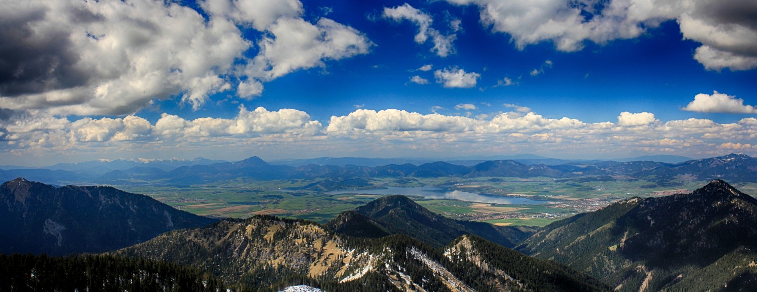 Nízke_Tatry_-_Krakova_hoľa_30.4_(144)_panorama.jpg