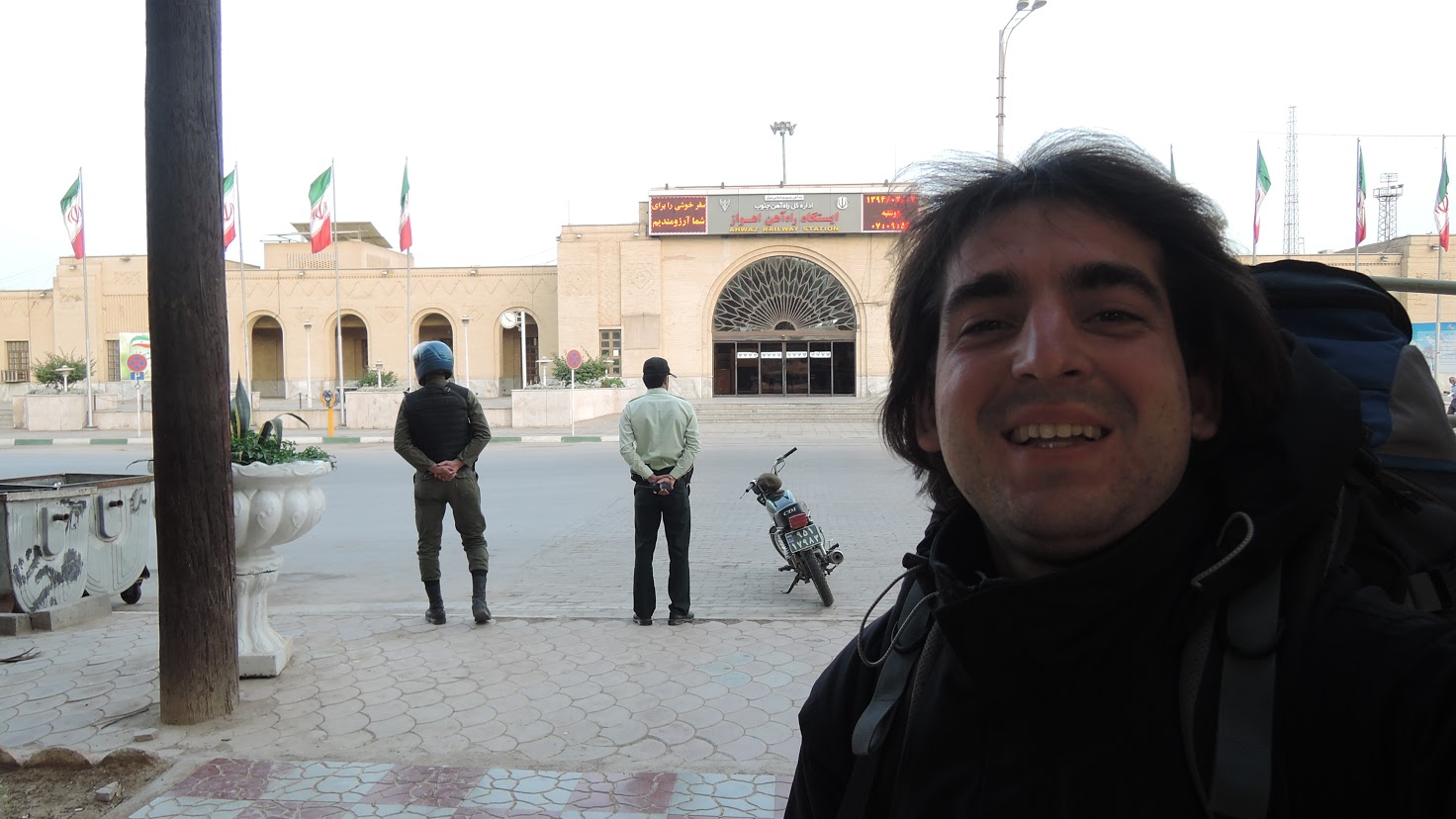 9-Na vlakové stanici v hlavním městě Ahvaz provincie Khuzestán v Iránu