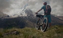 trail-to-kazbegi_vth