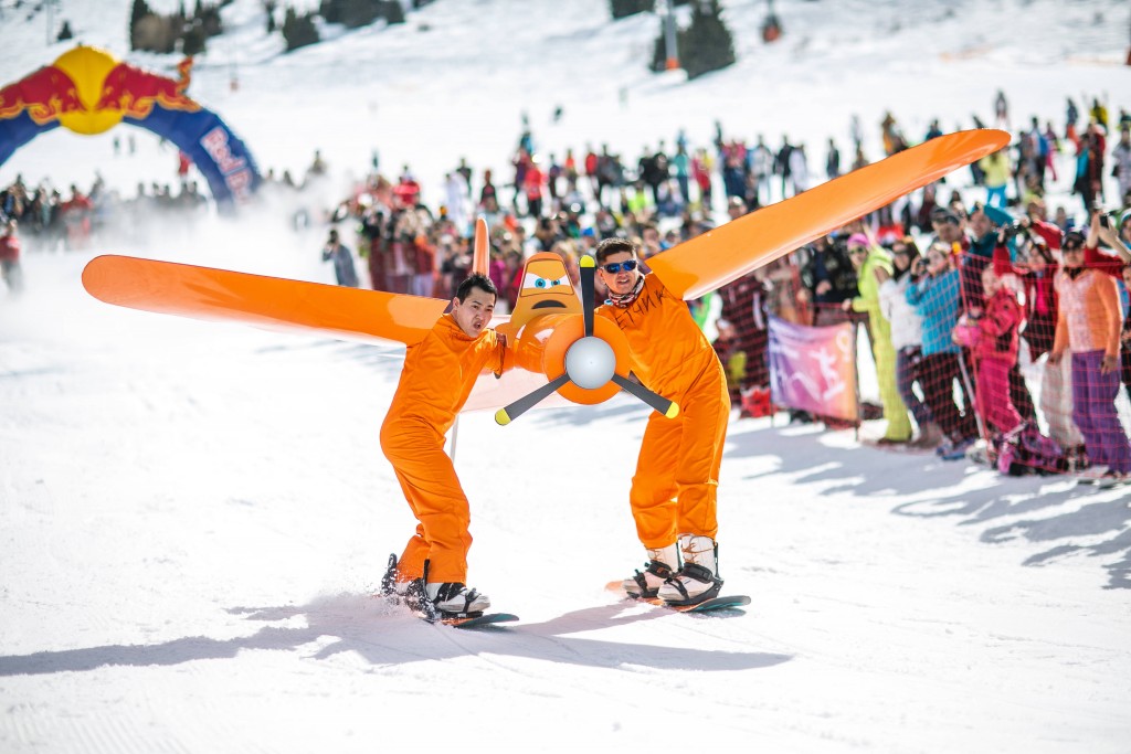 Participants at Red Bull Jump and Freeze at Shymbulak Ski Resort in Almaty, Kazakhstan on March 22nd, 2015 // Victor Magdeyev / Red Bull Content Pool // SI201503250046 // Usage for editorial use only //